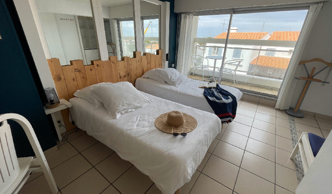 Double room with port and ocean balcony (PRM)